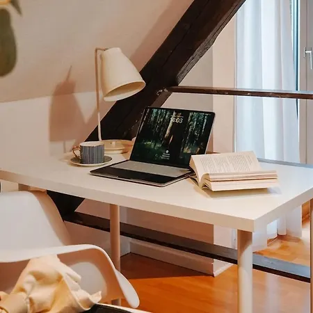 Rooftop-apartment Zentral Gelegen In アパート デュッセルドルフ