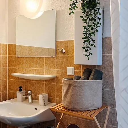 Rooftop-apartment Zentral Gelegen In دوسلدورف