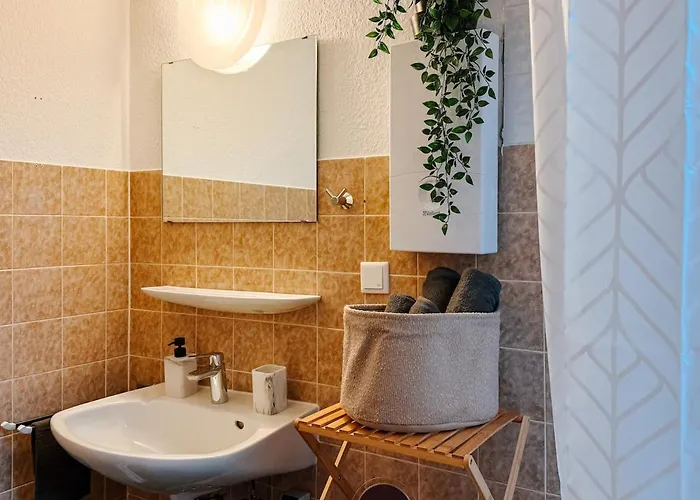 Rooftop-apartment Zentral Gelegen In Düsseldorf