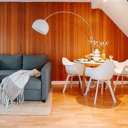 Apartman Rooftop-apartment Zentral Gelegen In Düsseldorf